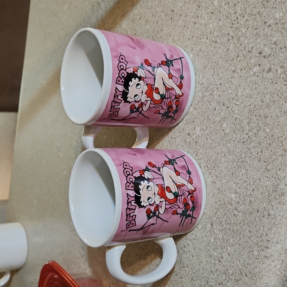 Betty Boop Cups, set of 2